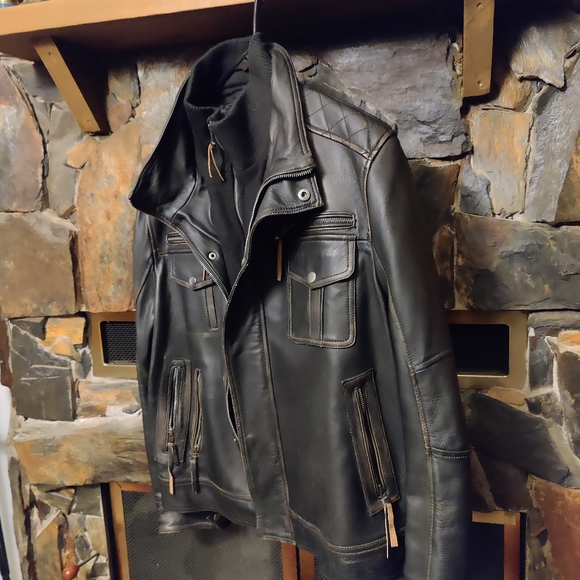 Genuine leather Jacket - Picture 2 of 10